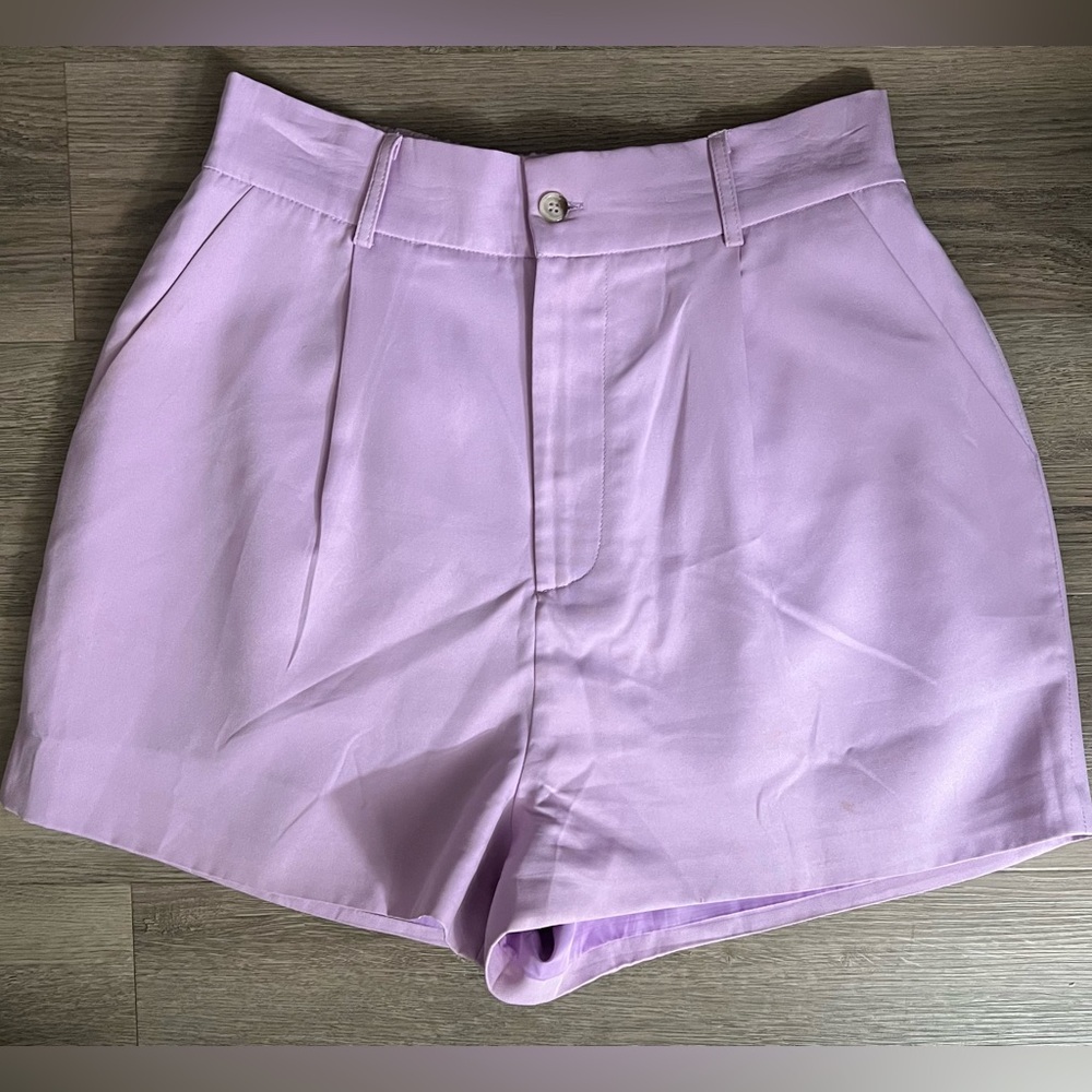 WALTER BAKER Jasmine High Rise Shorts 
Size XL Purple/Lavender Pockets Chino